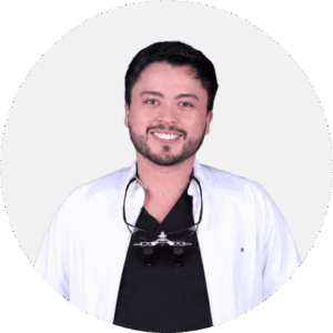 Trabajadores-clinica-doctor-nicolas-mora-cirujano-dentista